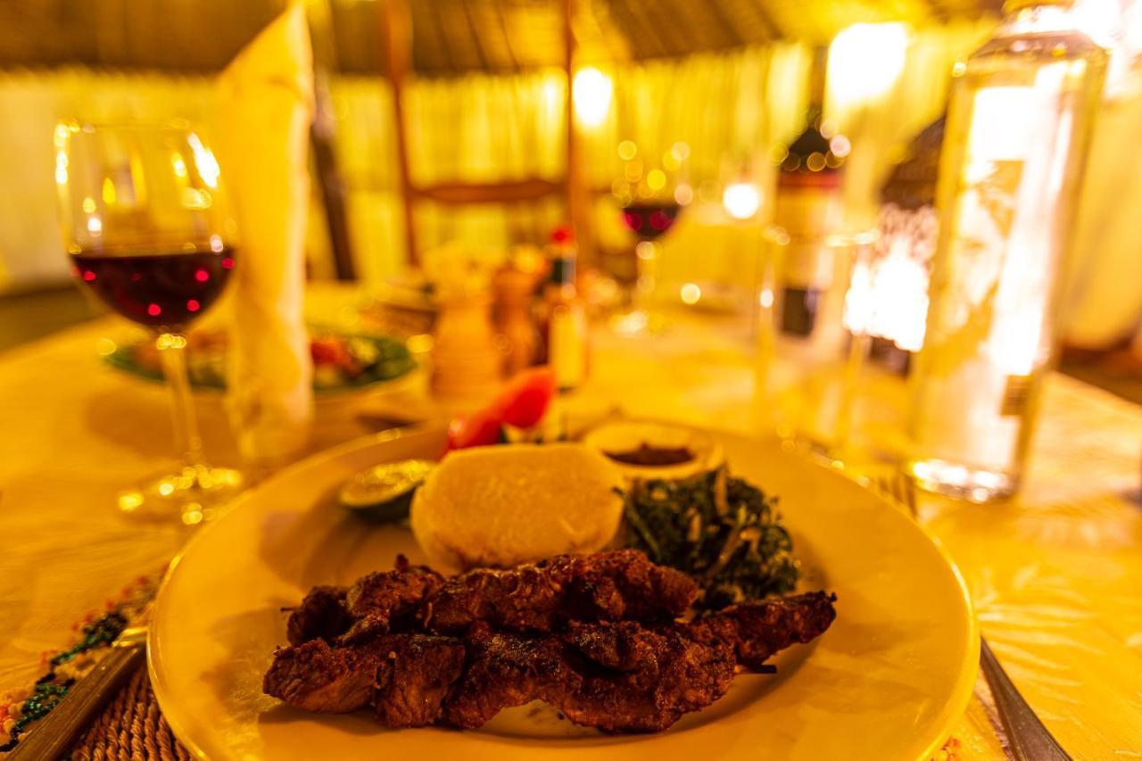 Mbweha Camp Lake Nakuru Elmenteita Ngoại thất bức ảnh