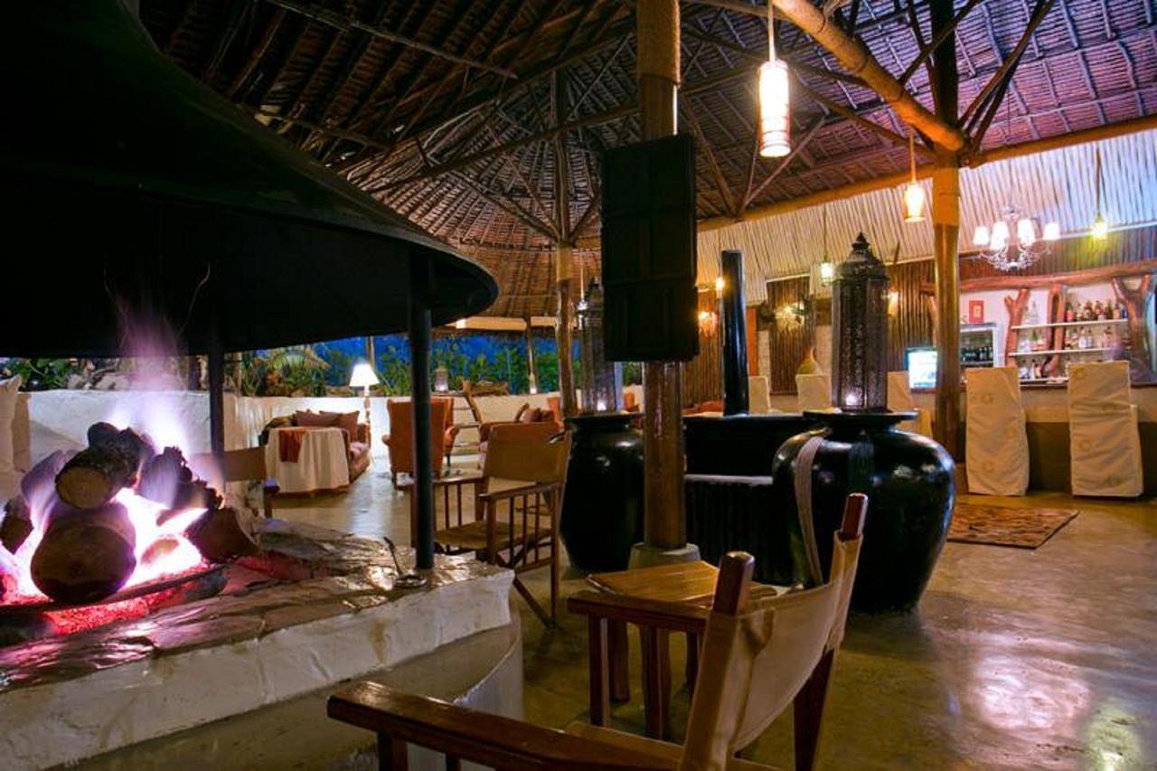 Mbweha Camp Lake Nakuru Elmenteita Ngoại thất bức ảnh