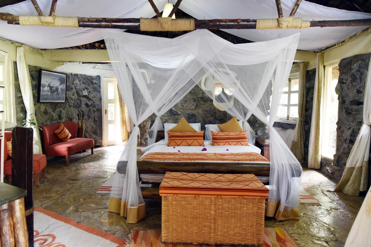 Mbweha Camp Lake Nakuru Elmenteita Ngoại thất bức ảnh
