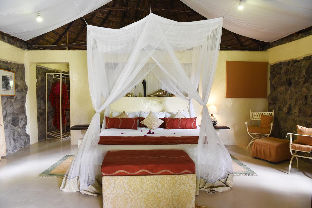 Mbweha Camp Lake Nakuru Elmenteita Ngoại thất bức ảnh