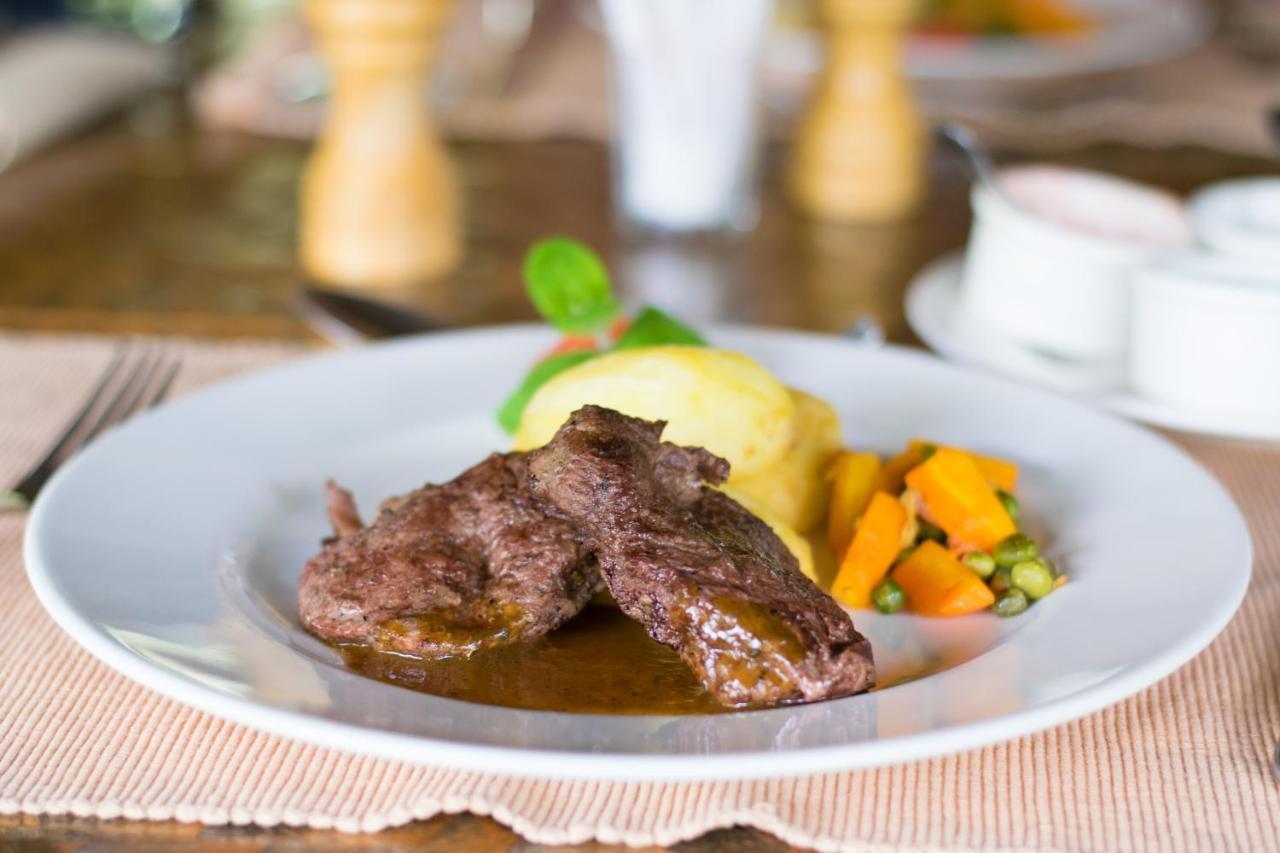 Mbweha Camp Lake Nakuru Elmenteita Ngoại thất bức ảnh